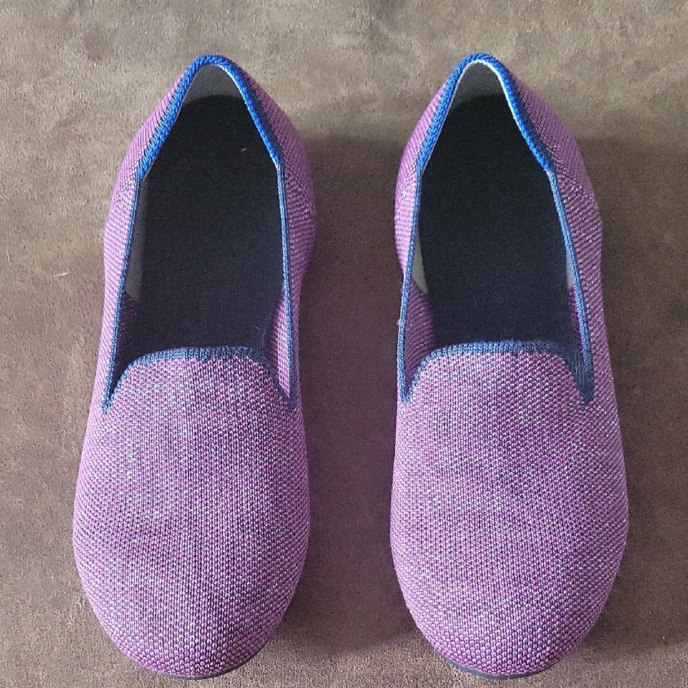 VGUC Girls Plum Colored Rothys Loafer Size 4